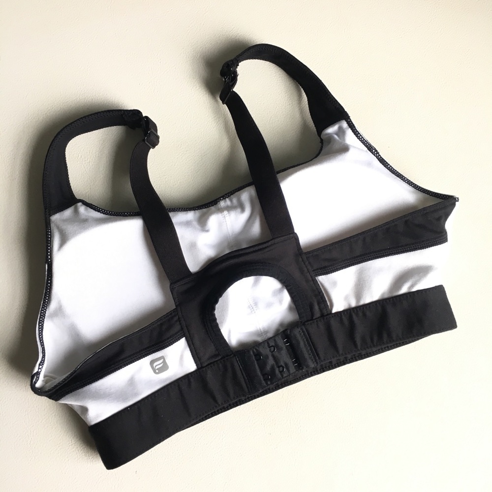 Fabletics High Supportive Sintra Padded Sports Bra - image 4